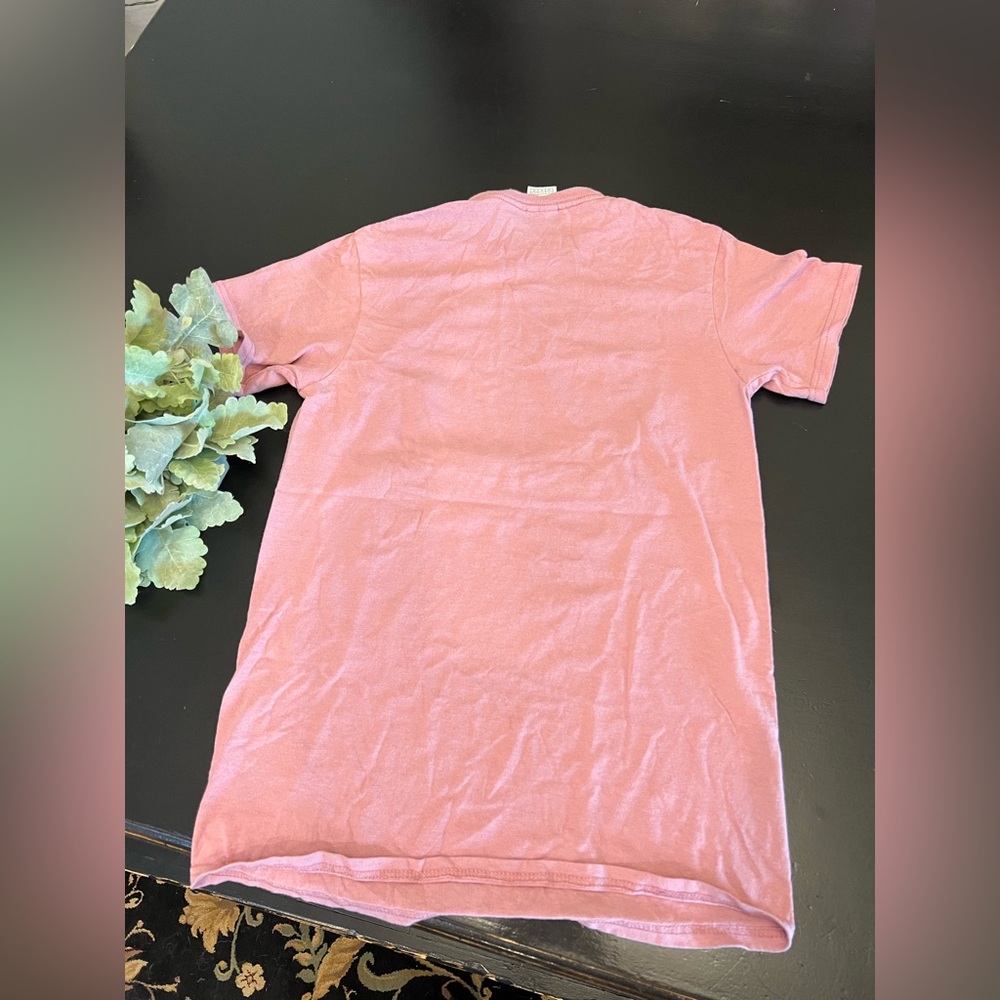 Delta Pro Weight Pink Hunting Cowboys Retro Western Colorful Graphic Tee Sz S - Picture 6 of 6